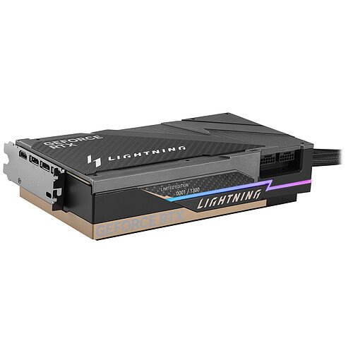 MSI GeForce RTX 5090 32G LIGHTNING Z - Edition Limitée – Image 4